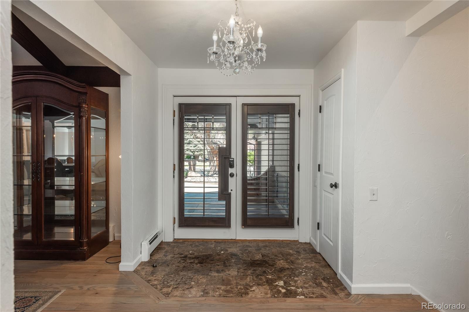 5000 S Chester Street