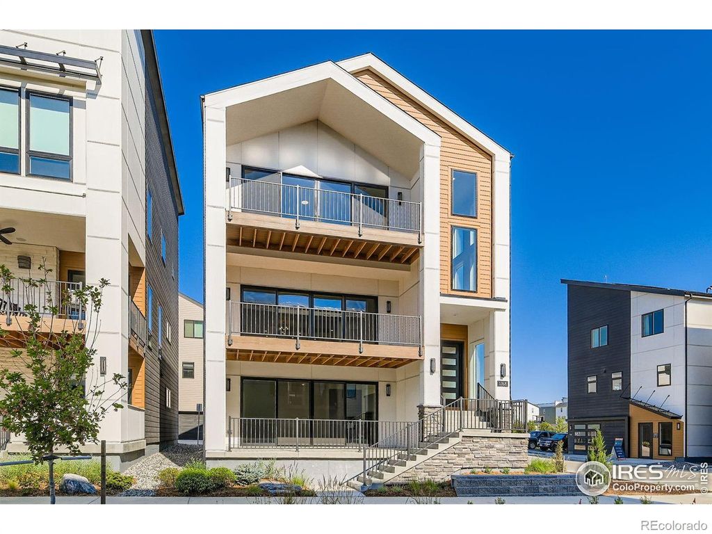 Photo of 1768 Peak Loop, Broomfield, CO 80023 (MLS # IR1043333)