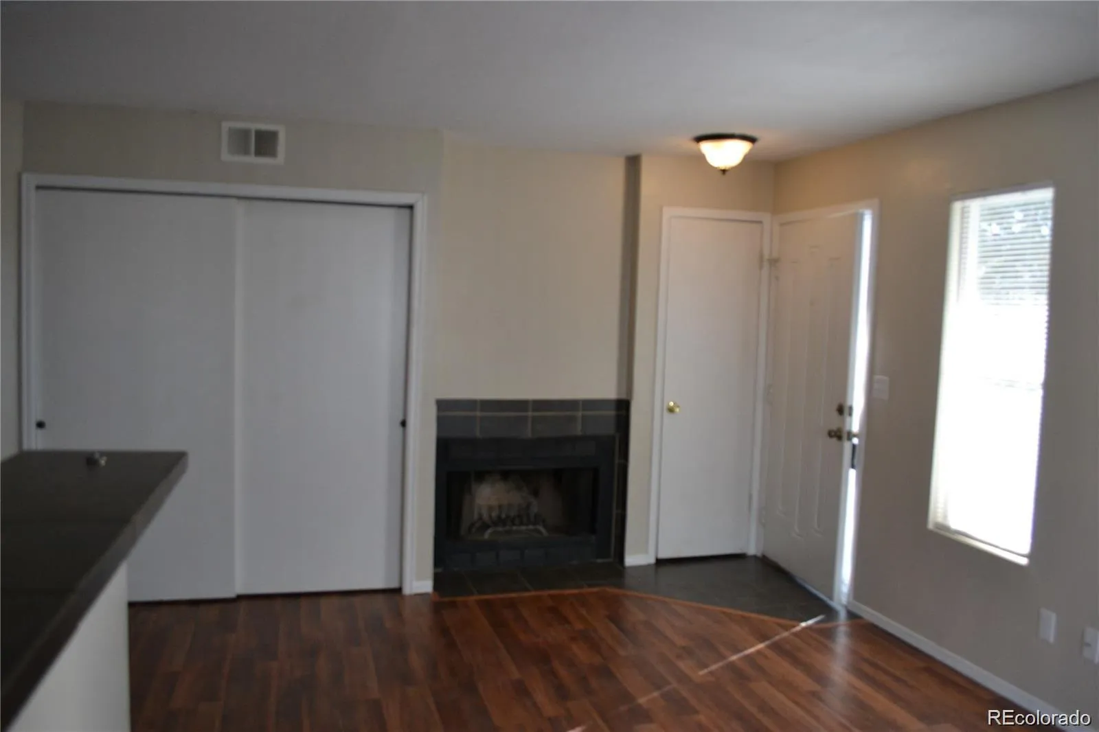 Aurora, Colorado 80017, United States, 1 Bedroom Bedrooms, ,1 BathroomBathrooms,Residential,Pending,22692