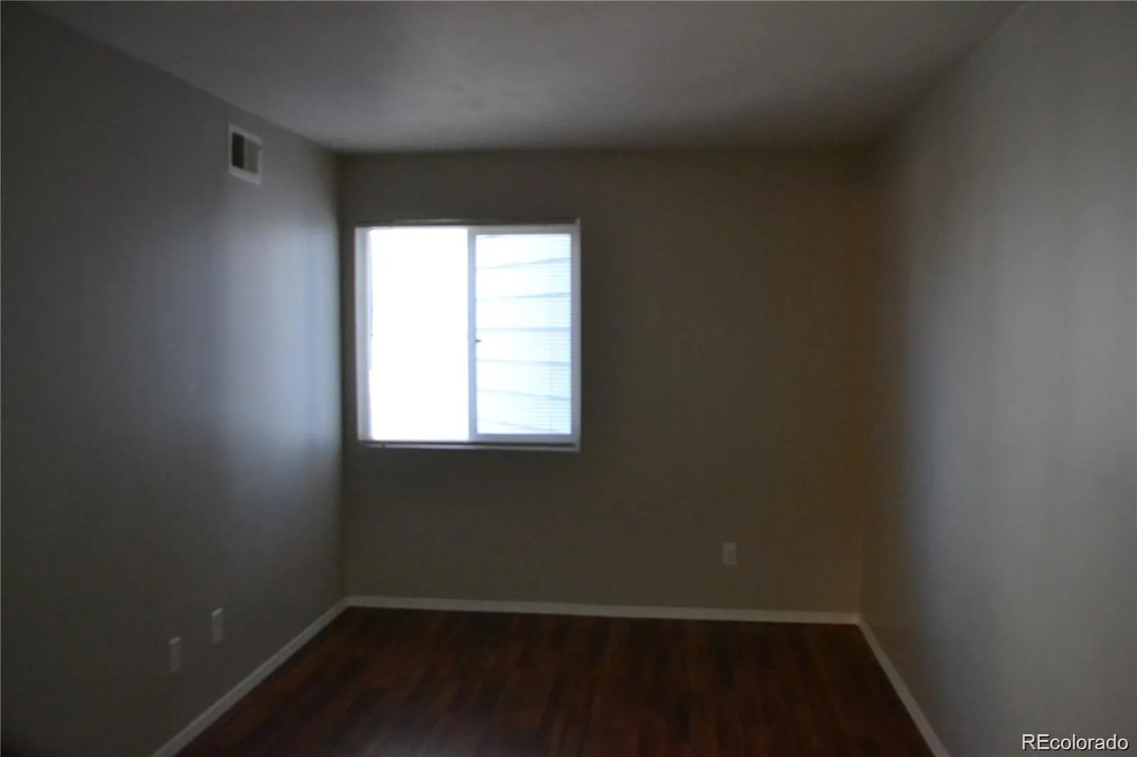 Aurora, Colorado 80017, United States, 1 Bedroom Bedrooms, ,1 BathroomBathrooms,Residential,Pending,22692