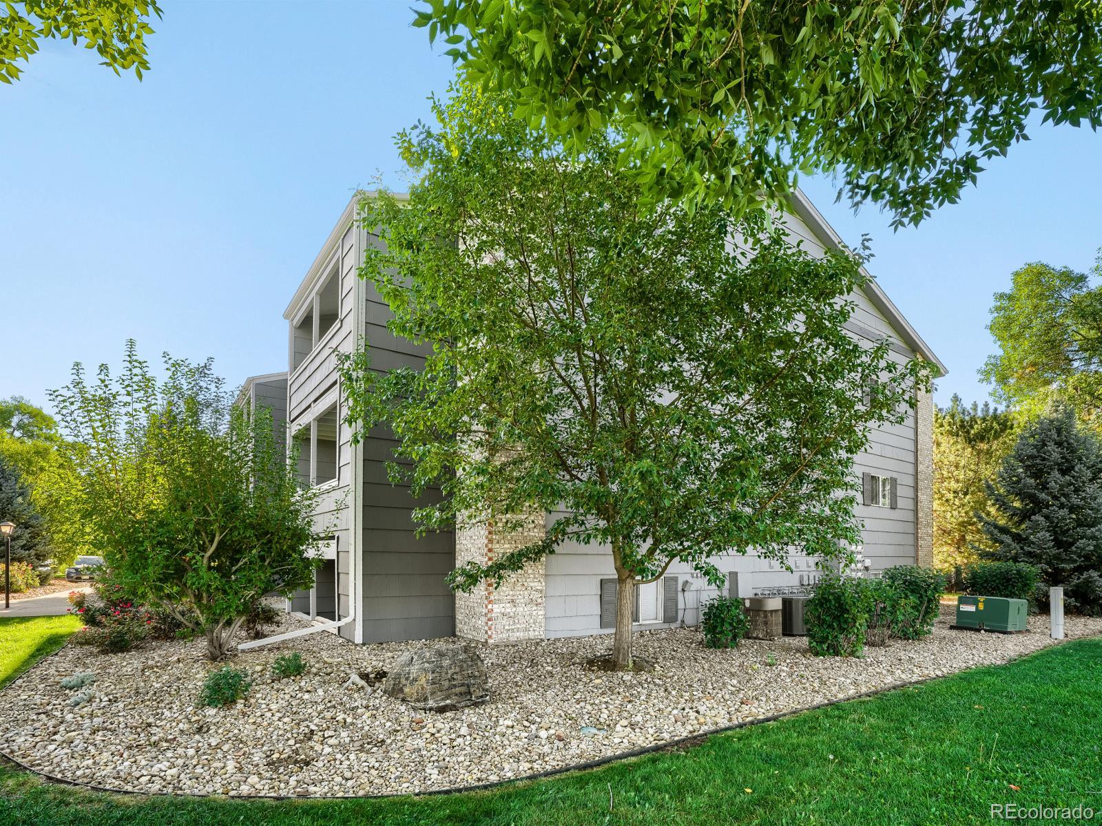 4652 White Rock Circle 3