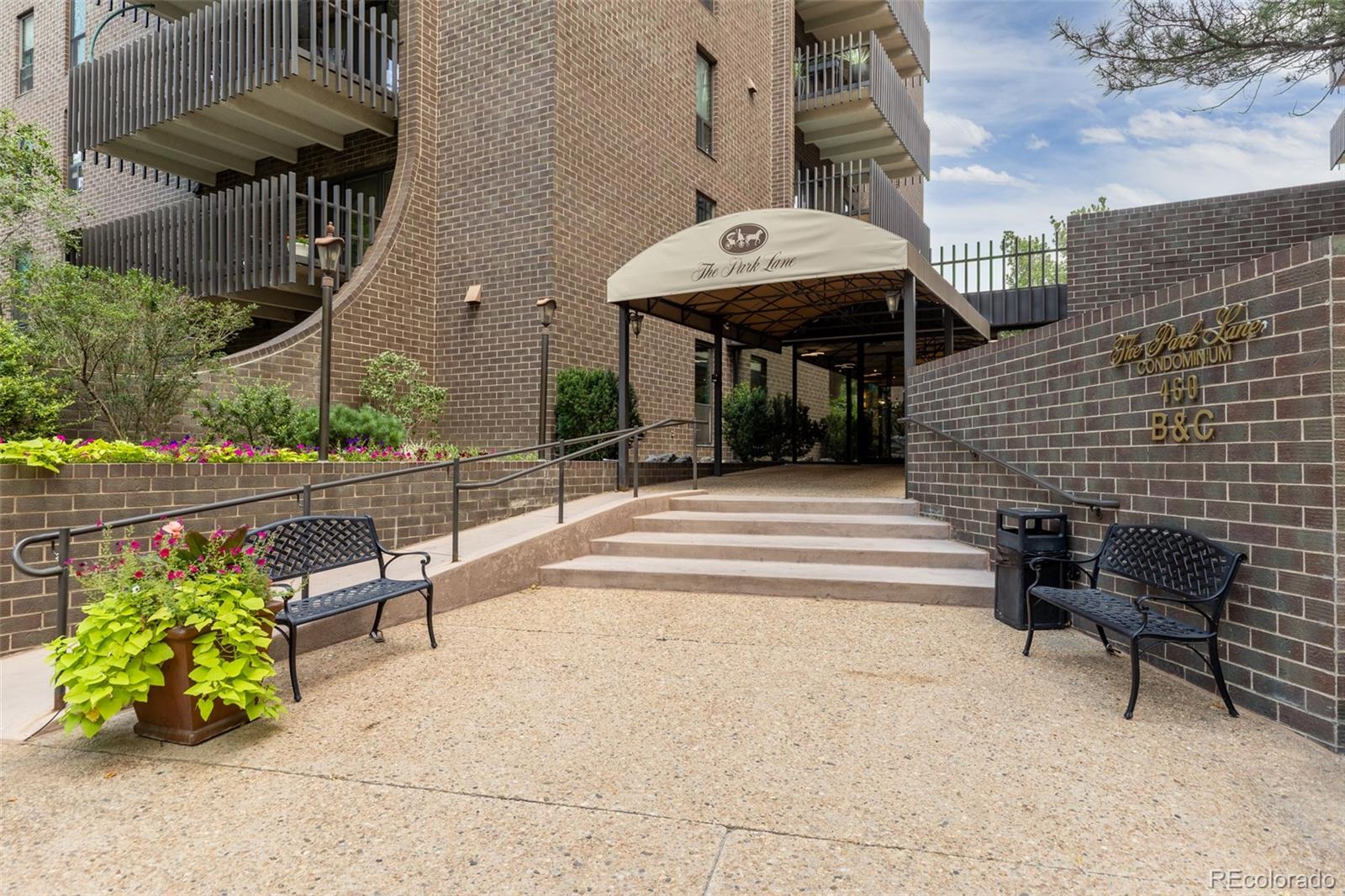 460 S Marion Parkway 1456