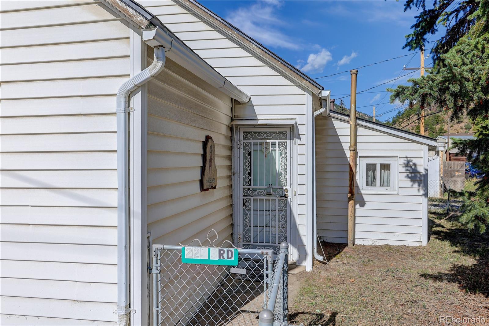 223 3rd Avenue