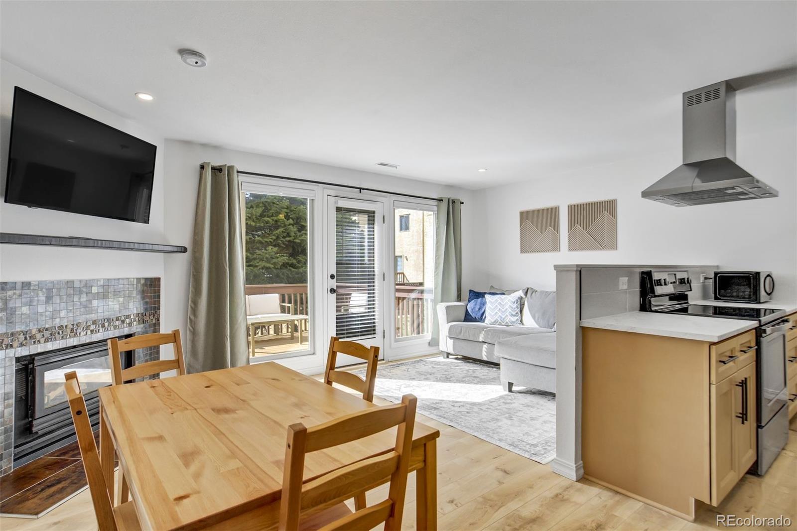 2242 Villa Rosa Drive