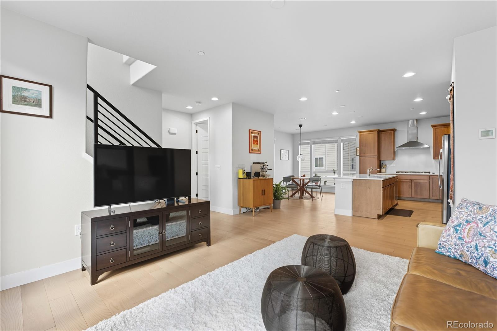 5013 S Queen Court