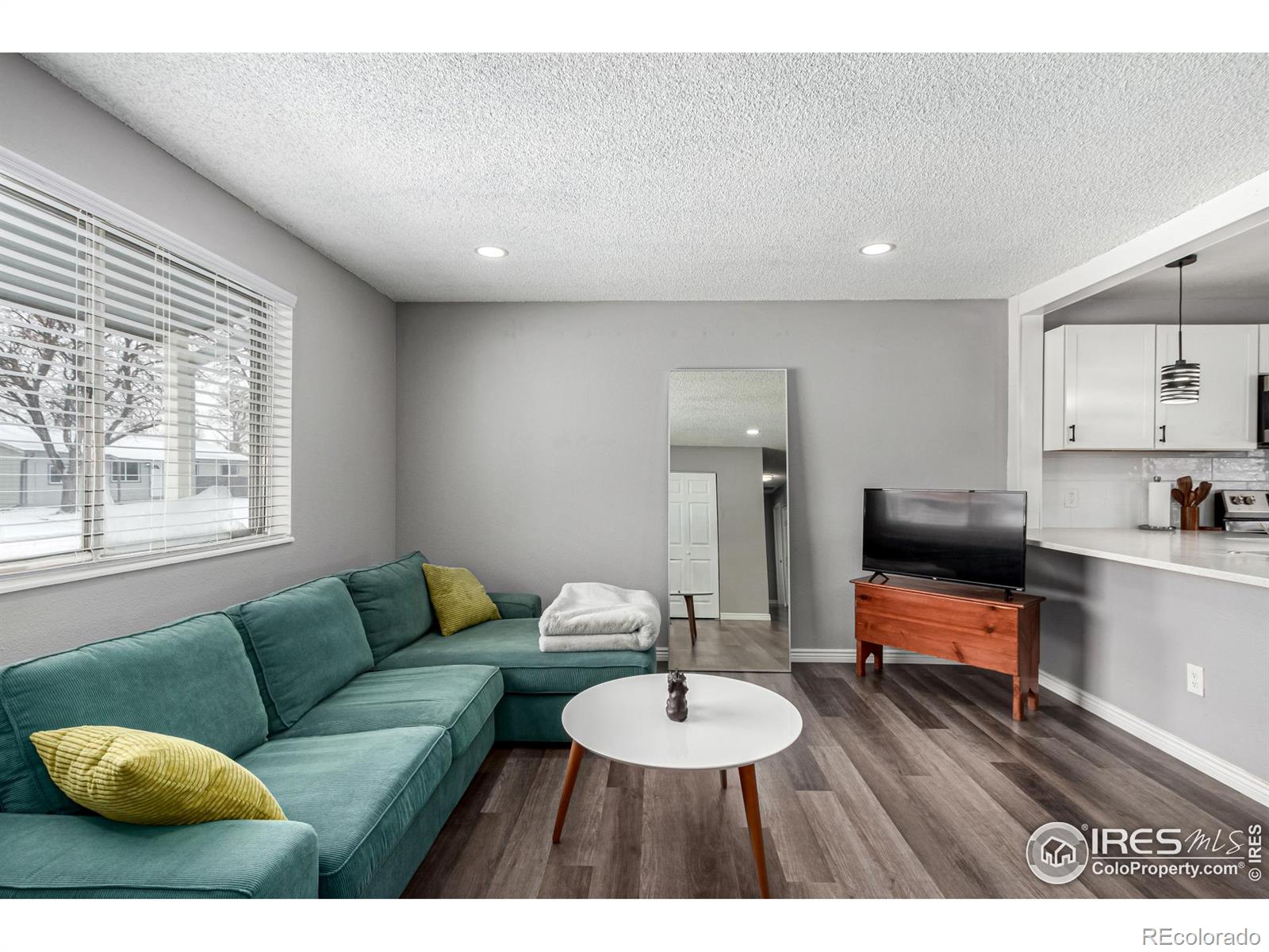 5332 Granby Street, Denver, CO, 80239 4 5332 Granby Street