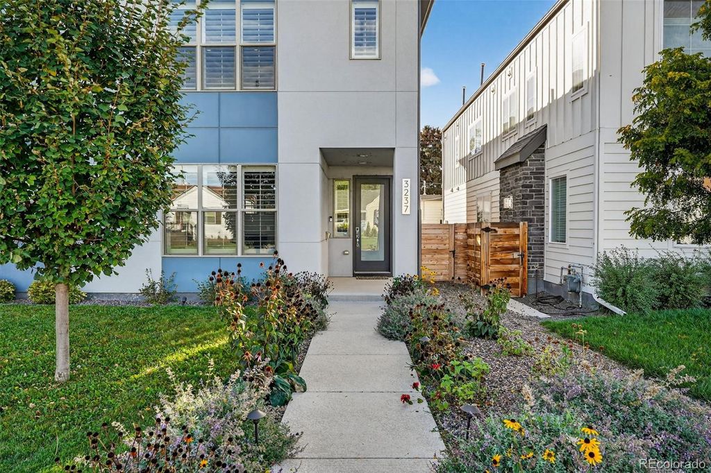 Photo of 3237 S Bannock Street, Englewood, CO 80110 (MLS # 7078655)