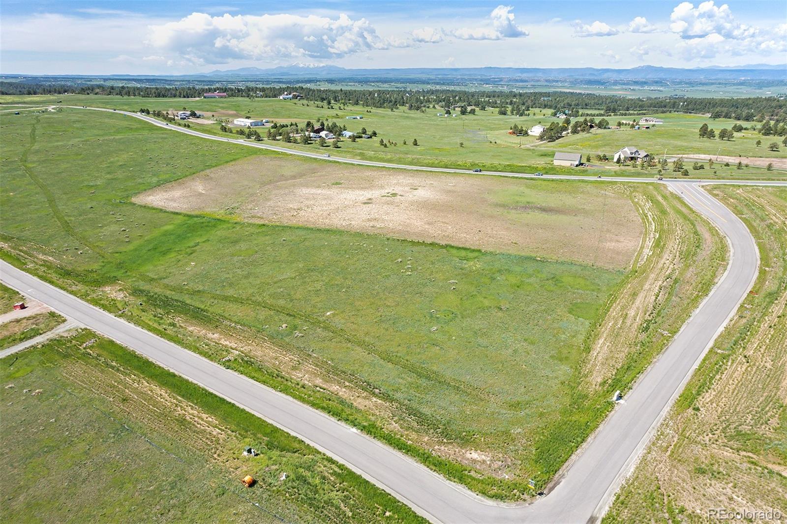 5126 Freddys Trail