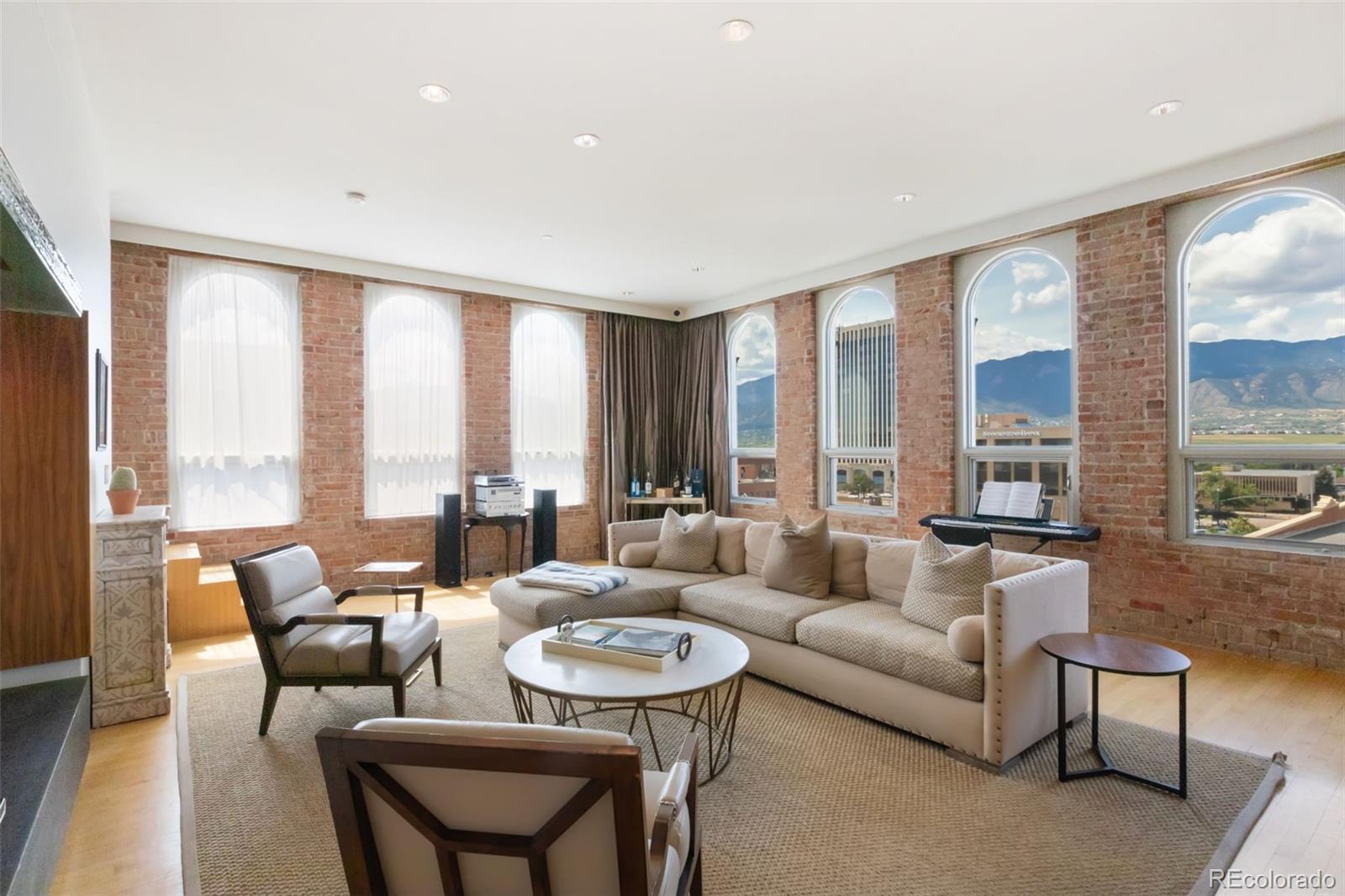 101 N Tejon Street 450