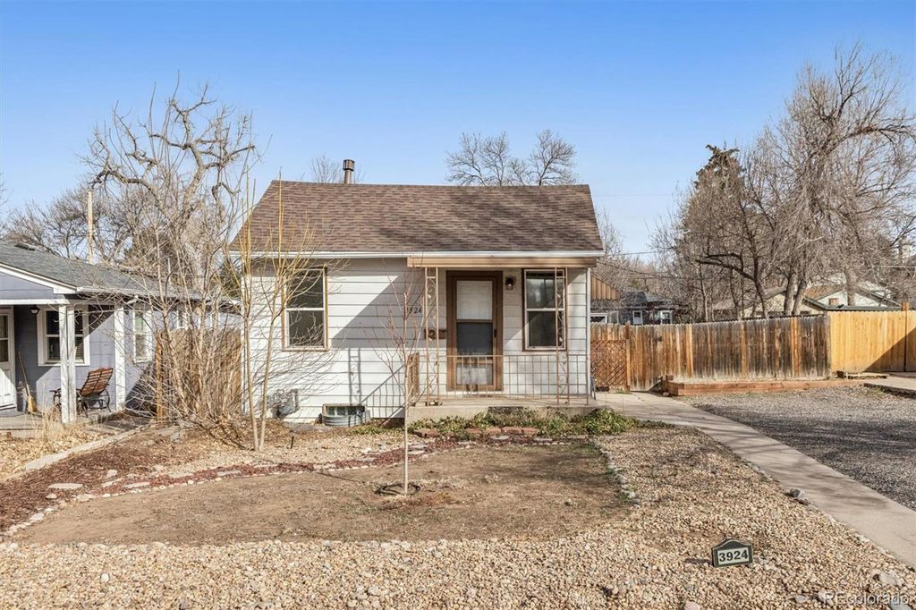 Photo of 3924 S Washington Street, Englewood, CO 80113 (MLS # 1797952)