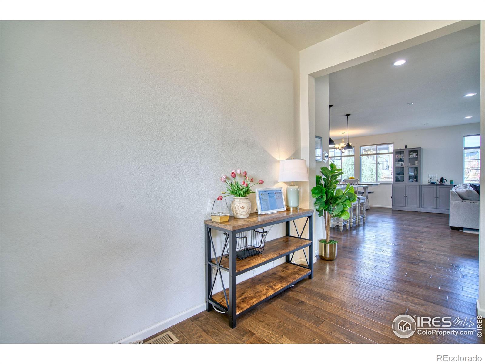 4701 Colorado River Drive