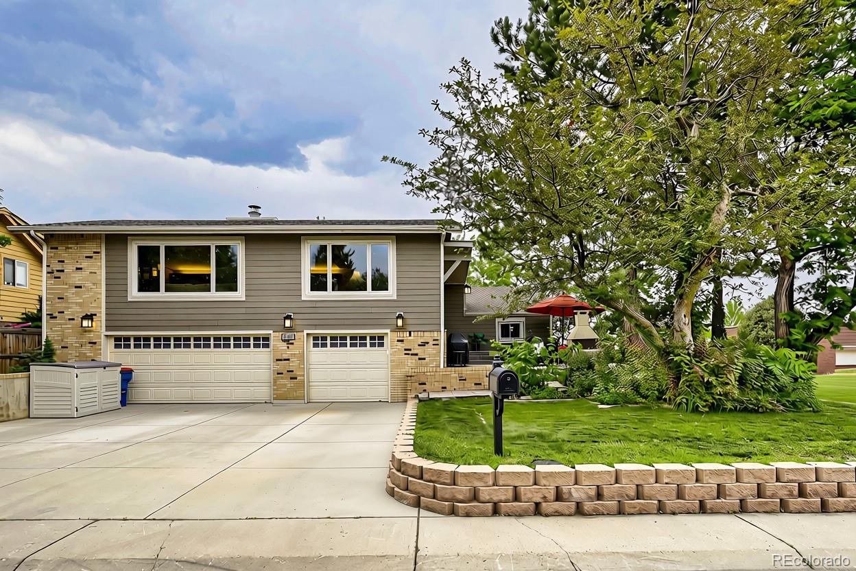 8107 W 71st Place