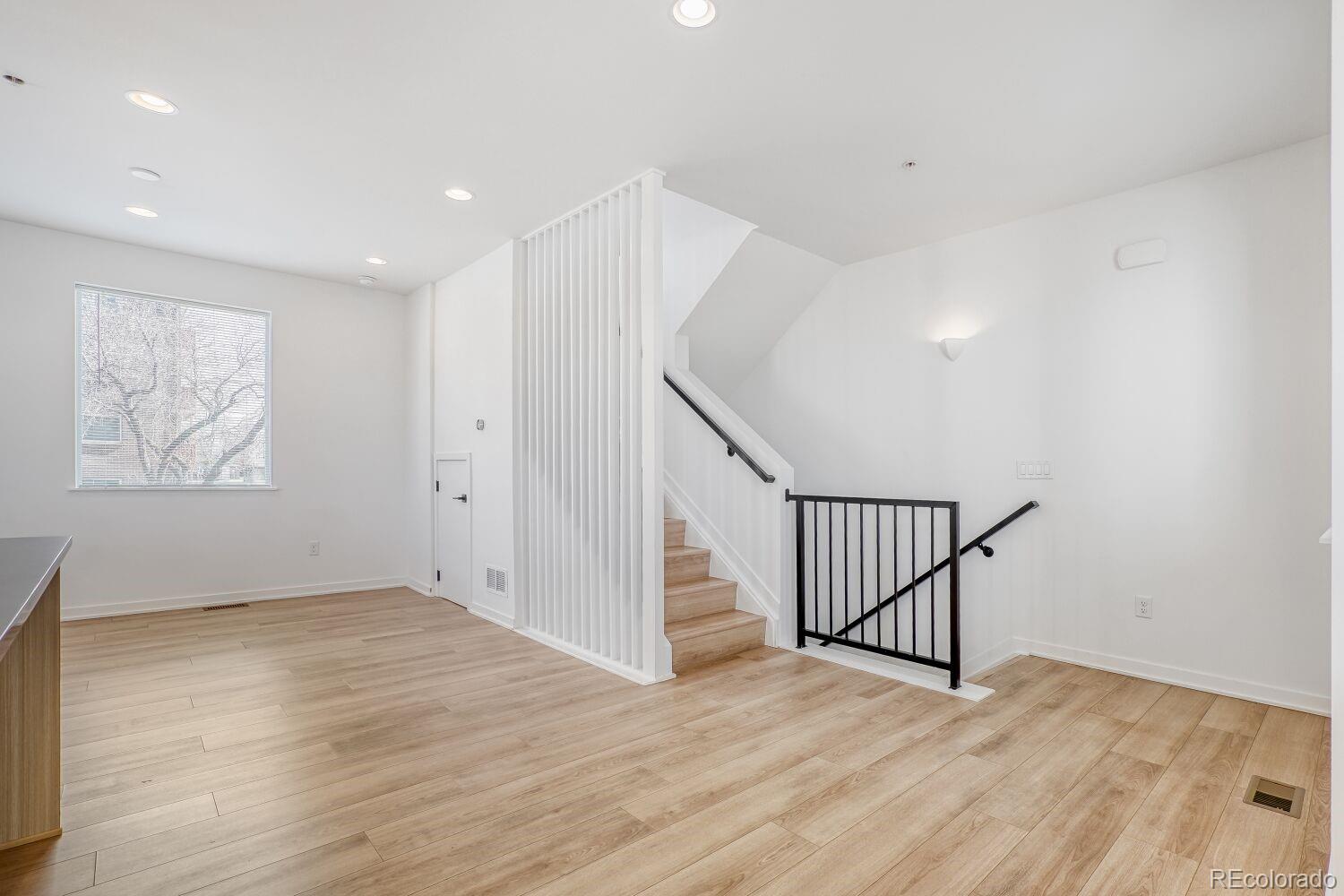 3101 W 47th Avenue 19