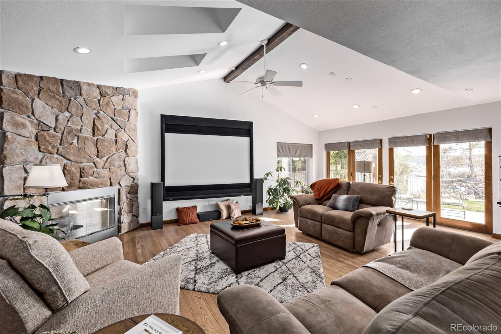 1324 Shadow Mountain Drive