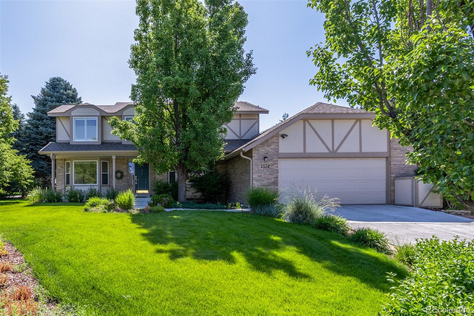 1324 Shadow Mountain Drive