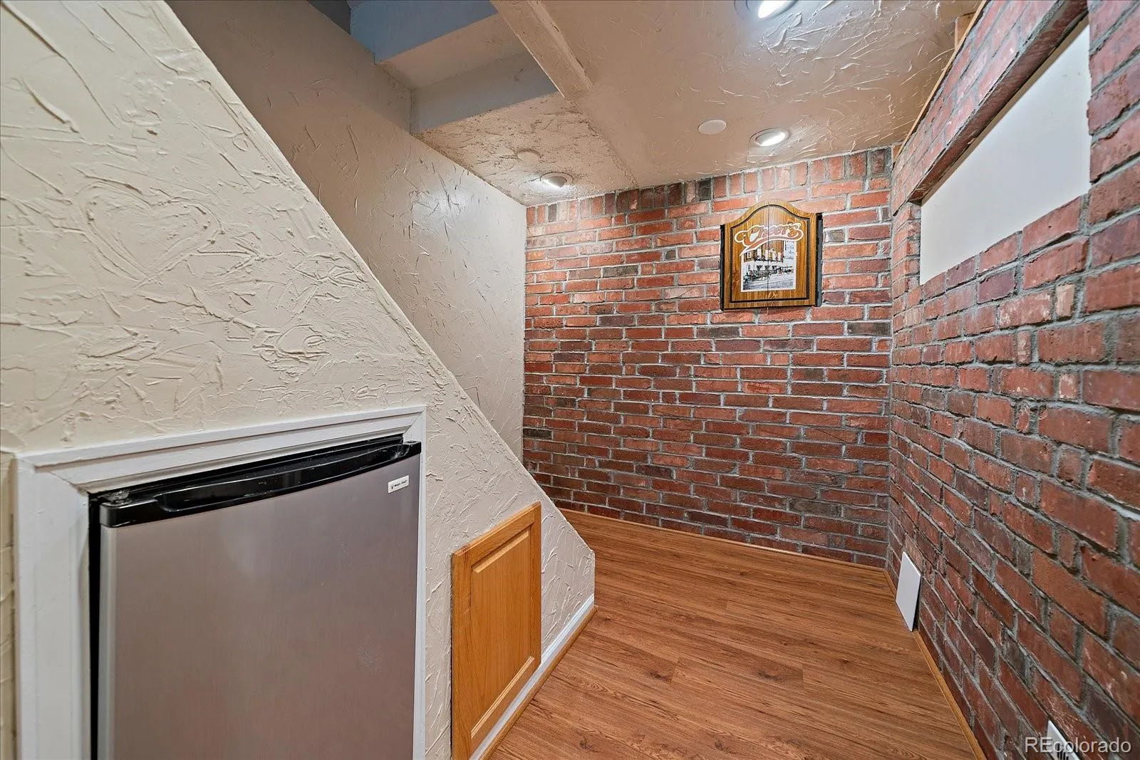 Golden, Colorado 80401, United States, 3 Bedrooms Bedrooms, ,2 BathroomsBathrooms,Residential,Active,236914