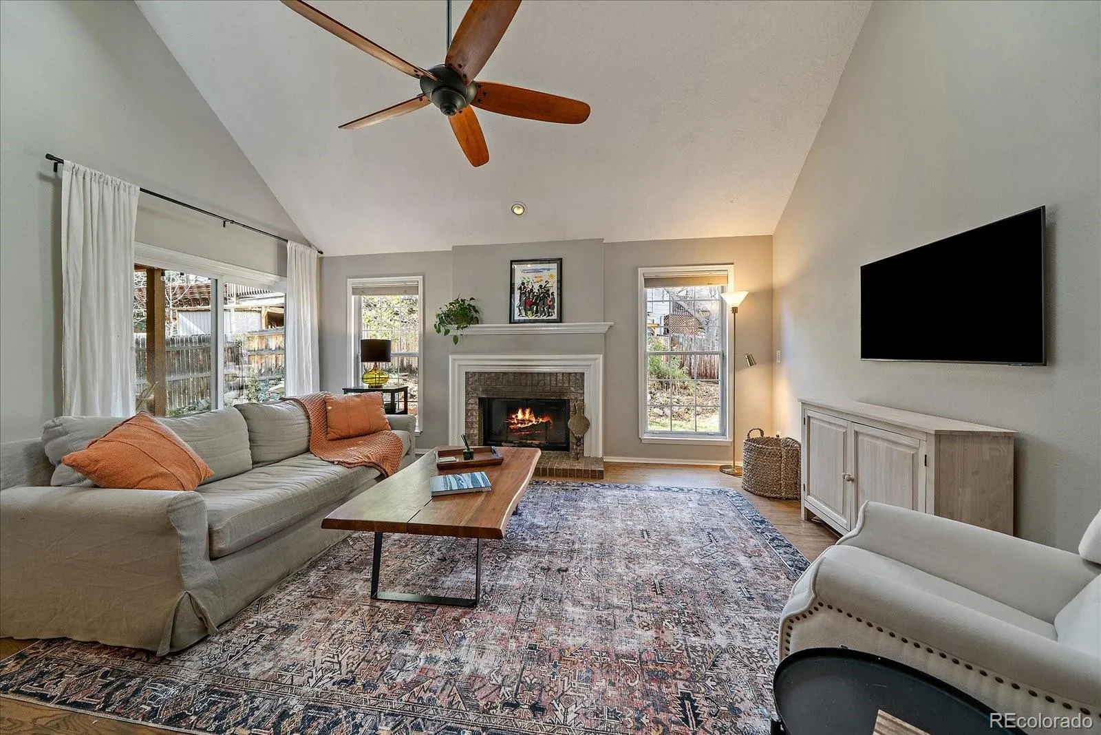 Golden, Colorado 80401, United States, 3 Bedrooms Bedrooms, ,2 BathroomsBathrooms,Residential,Active,236914