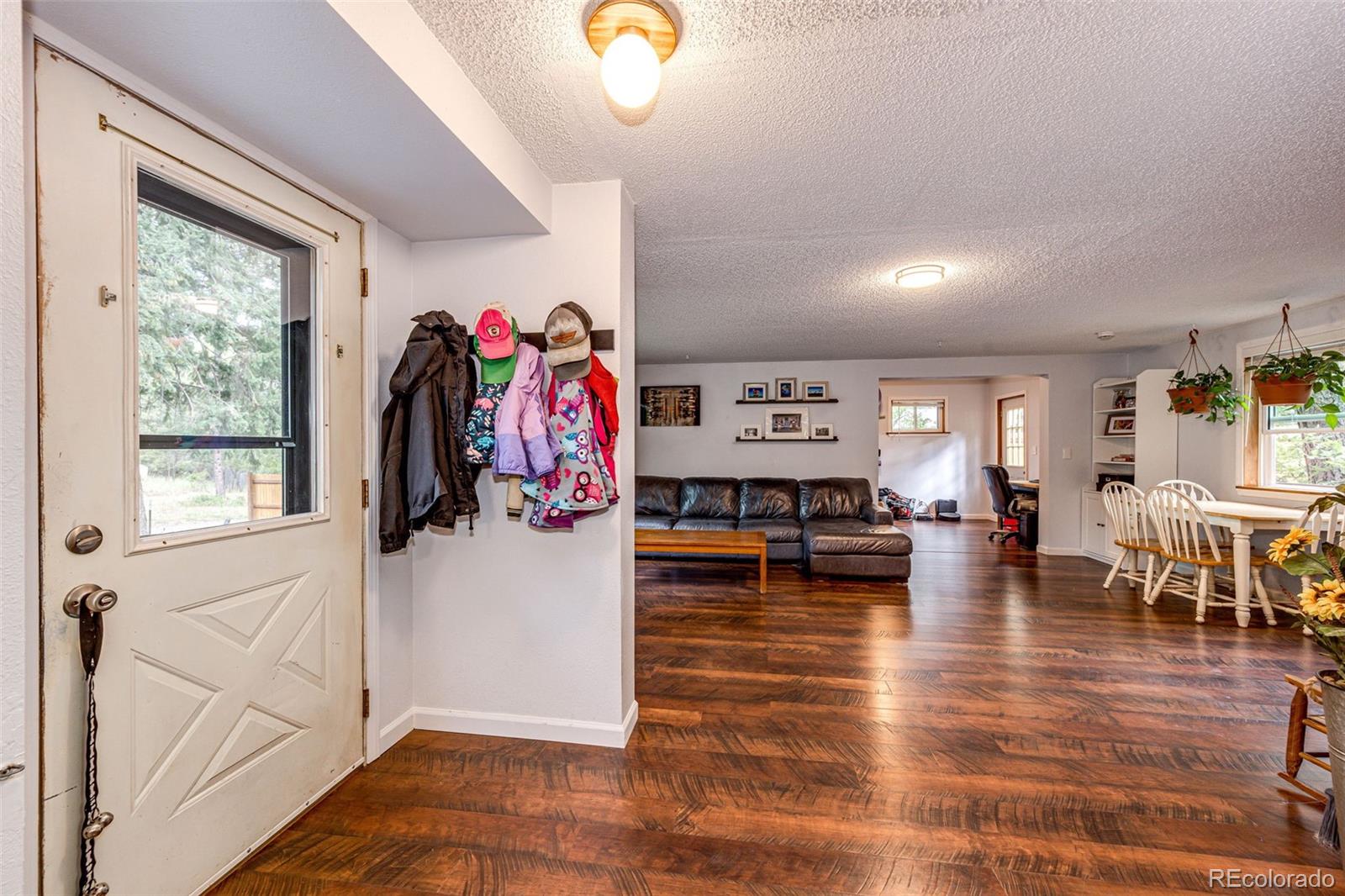 9273 Curtis Road, Larkspur, CO, 80118 4 9273 Curtis Road