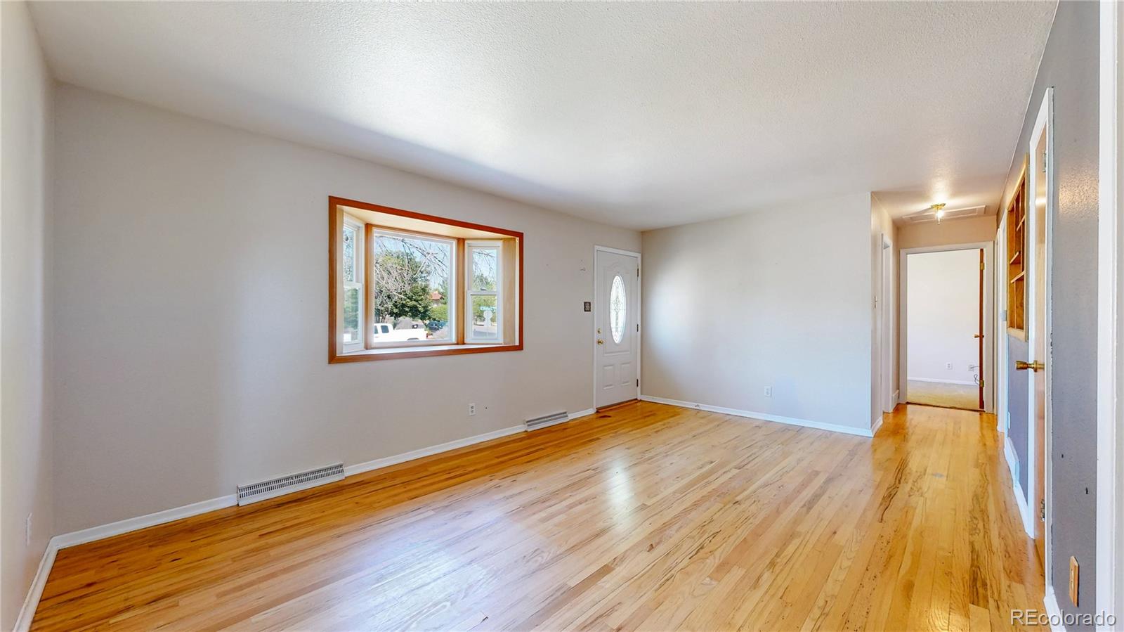 700 S Briarwood Drive