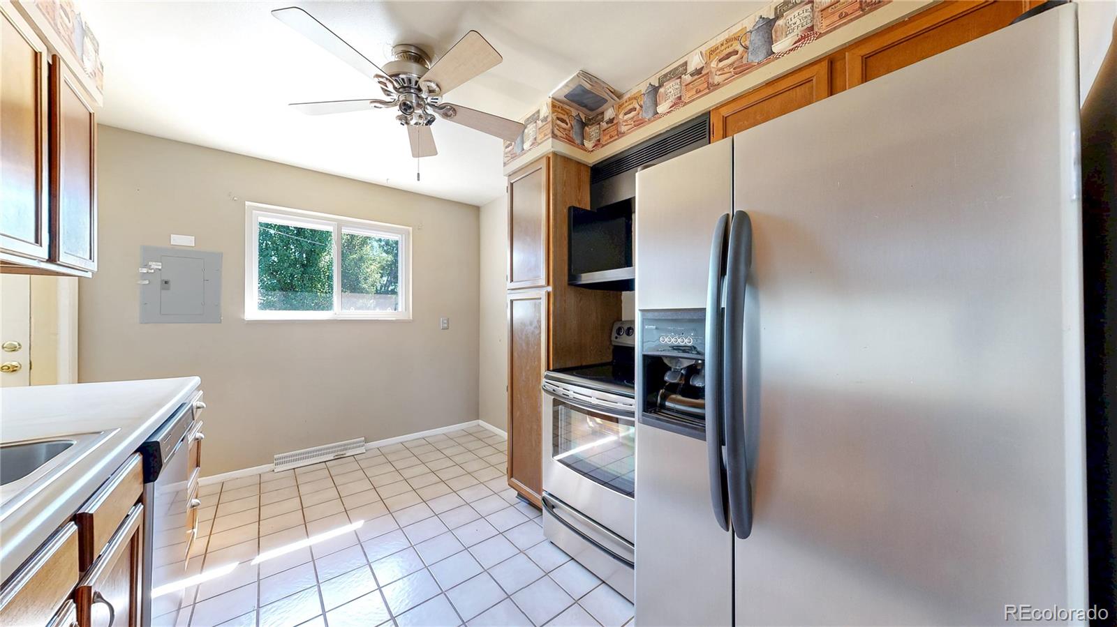 700 S Briarwood Drive