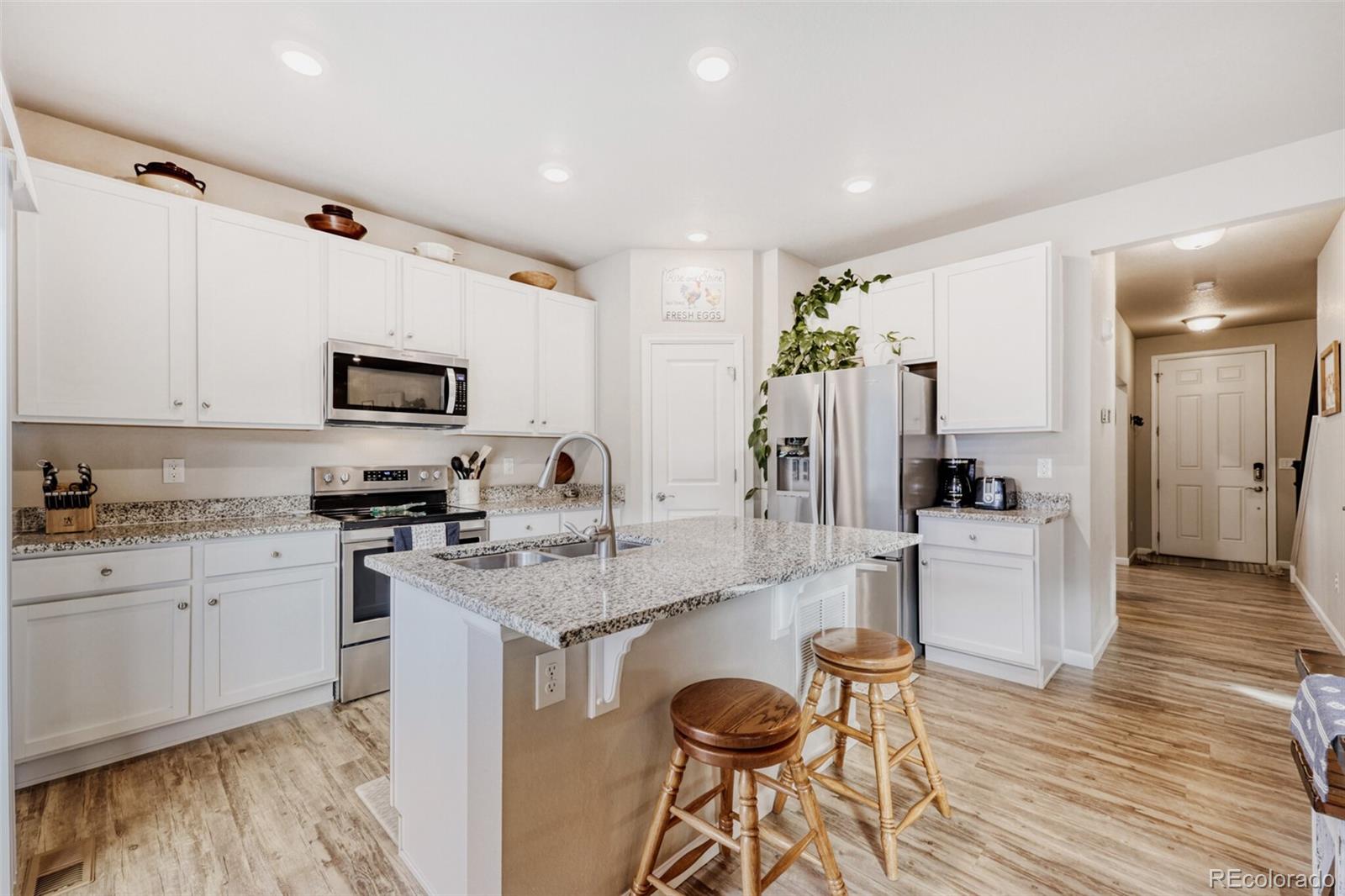 5193 Blue Lunar Lane