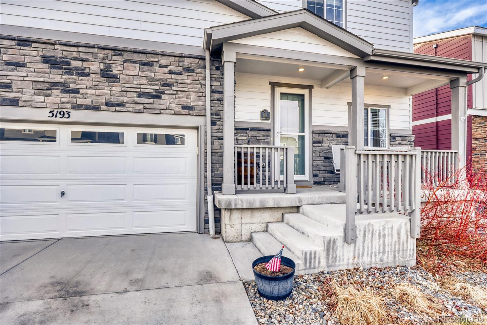 5193 Blue Lunar Lane