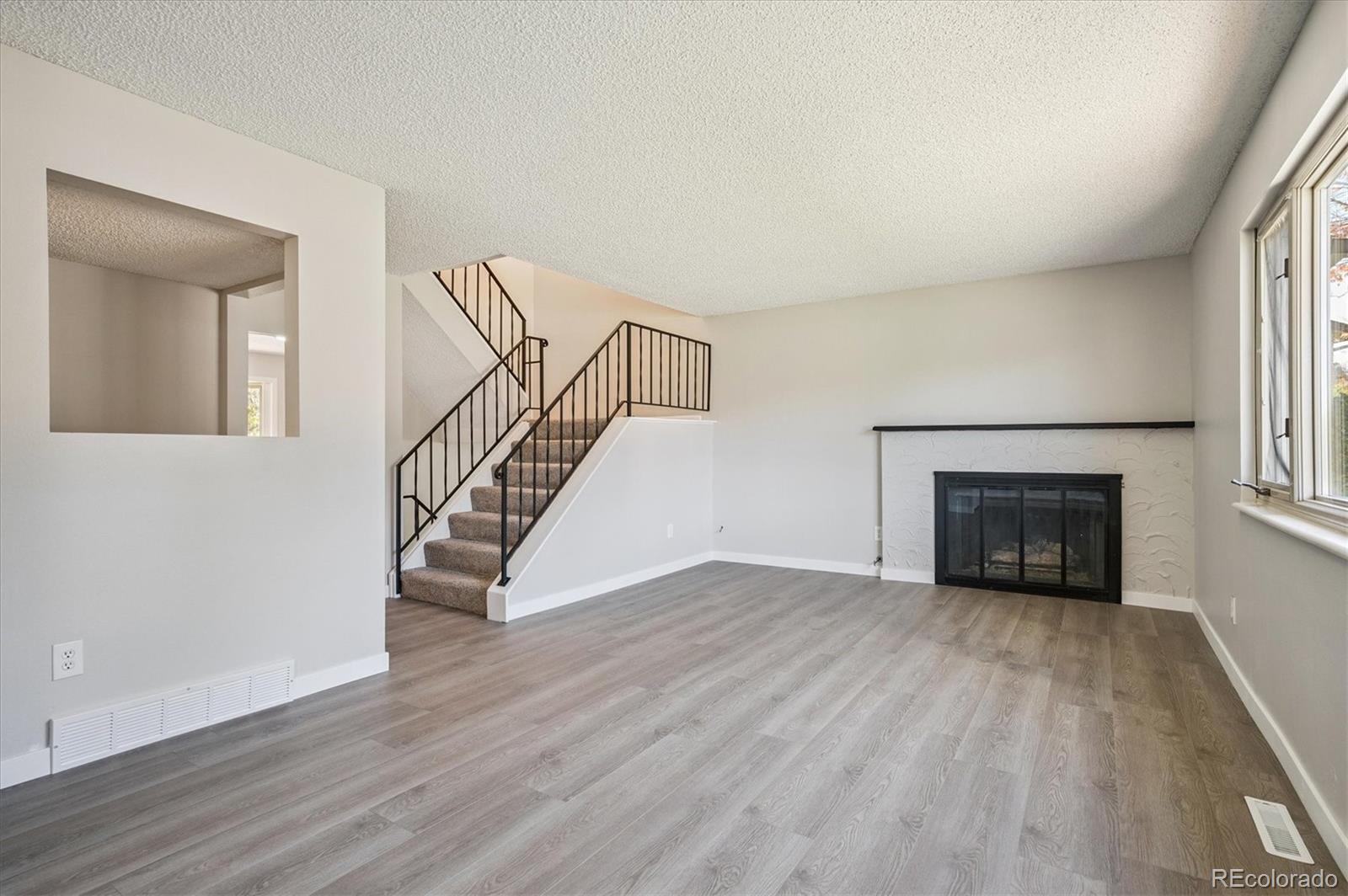 1048 S Alkire Street, Lakewood, CO, 80228 1 1048 S Alkire Street