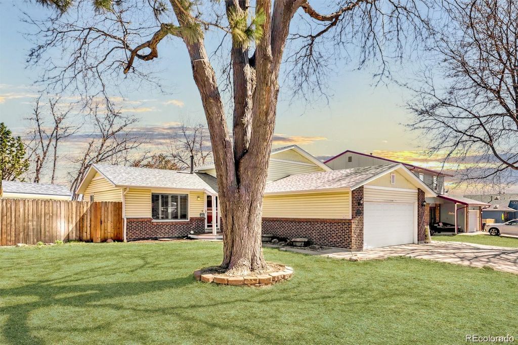 Photo of 13130 Garfield Drive, Thornton, CO 80241 (MLS # 5912611)