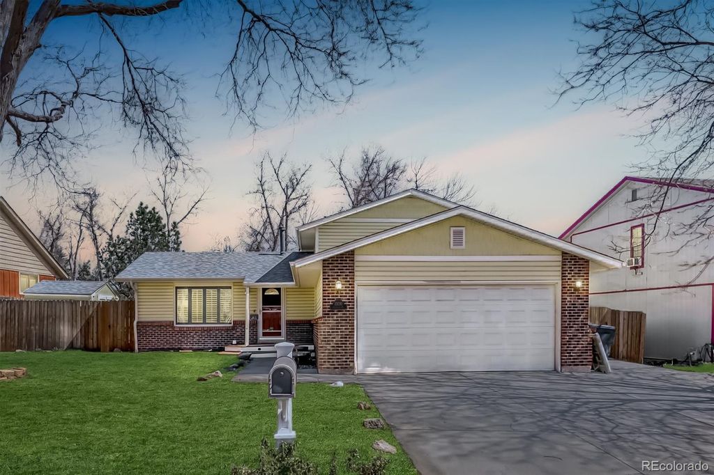 Photo of 13130 Garfield Drive, Thornton, CO 80241 (MLS # 5912611)