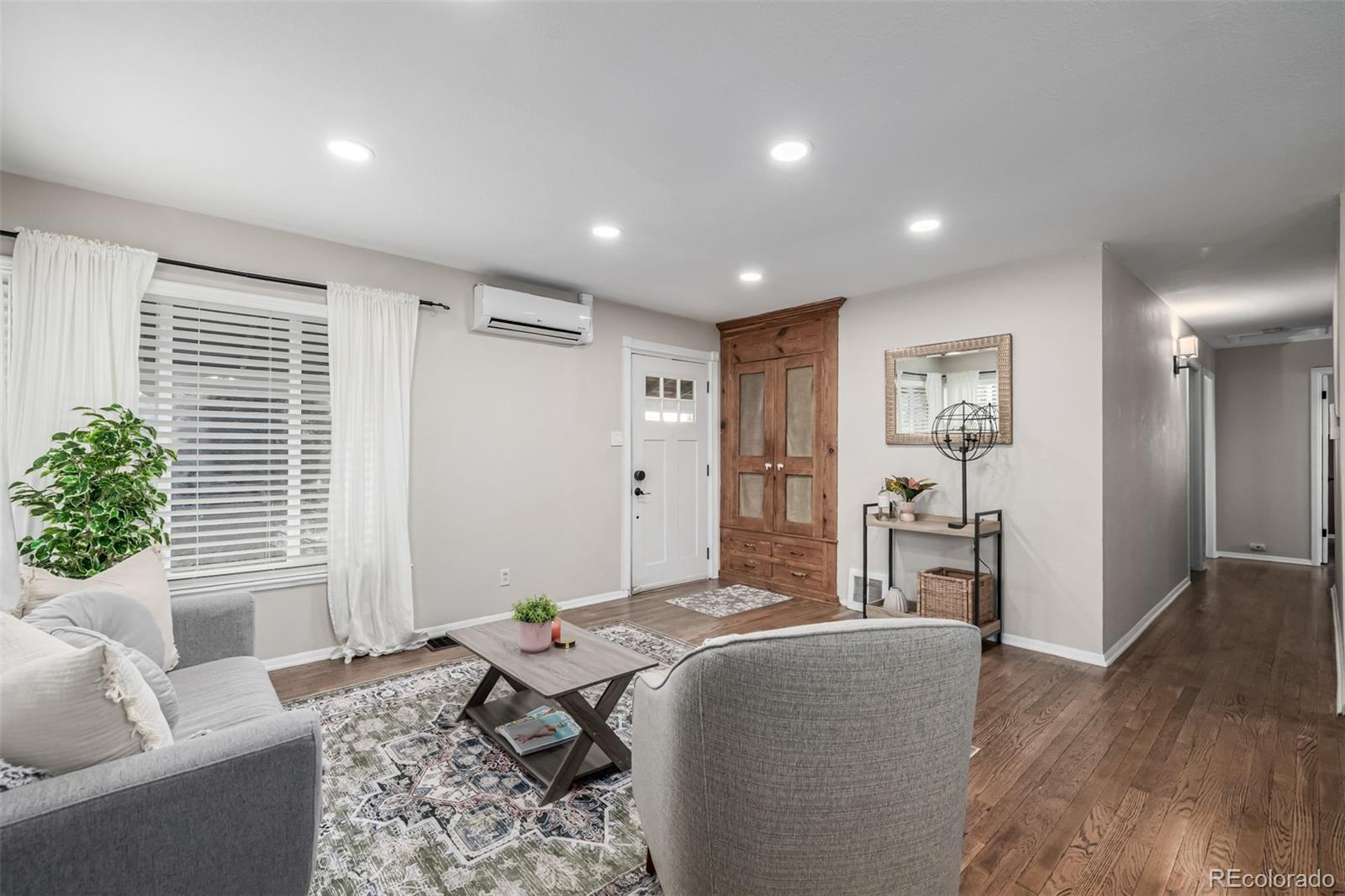 3200 S Grape Street, Denver, CO, 80222 2 3200 S Grape Street