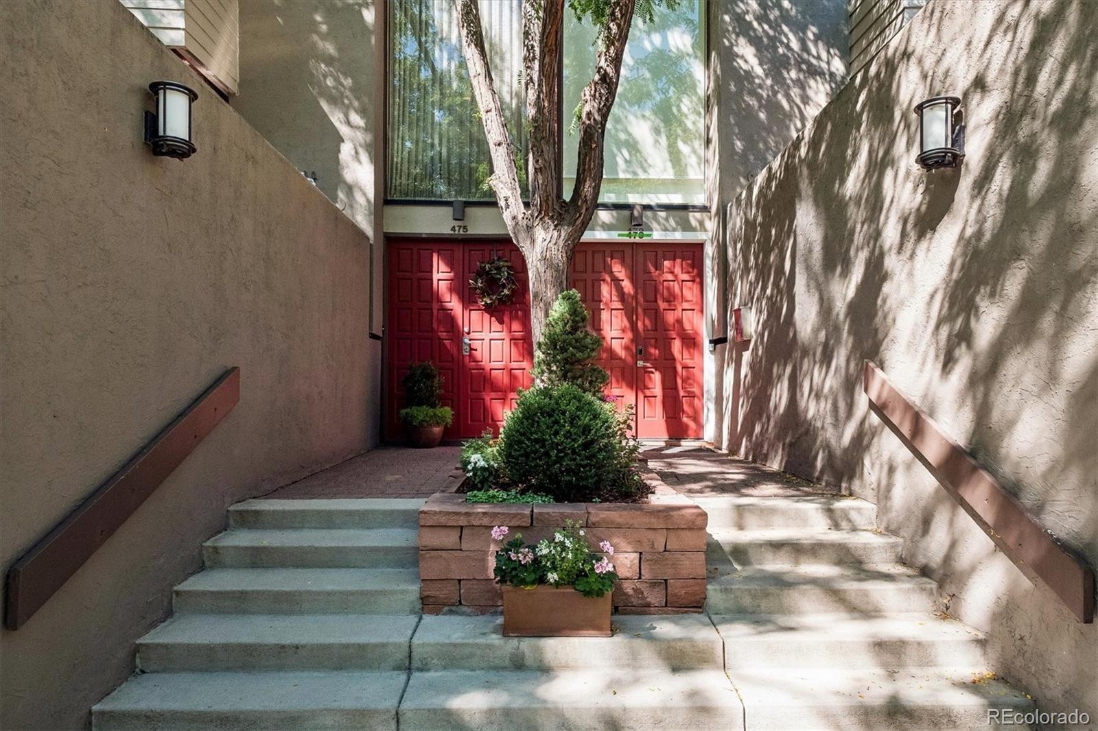 475 Columbine Street