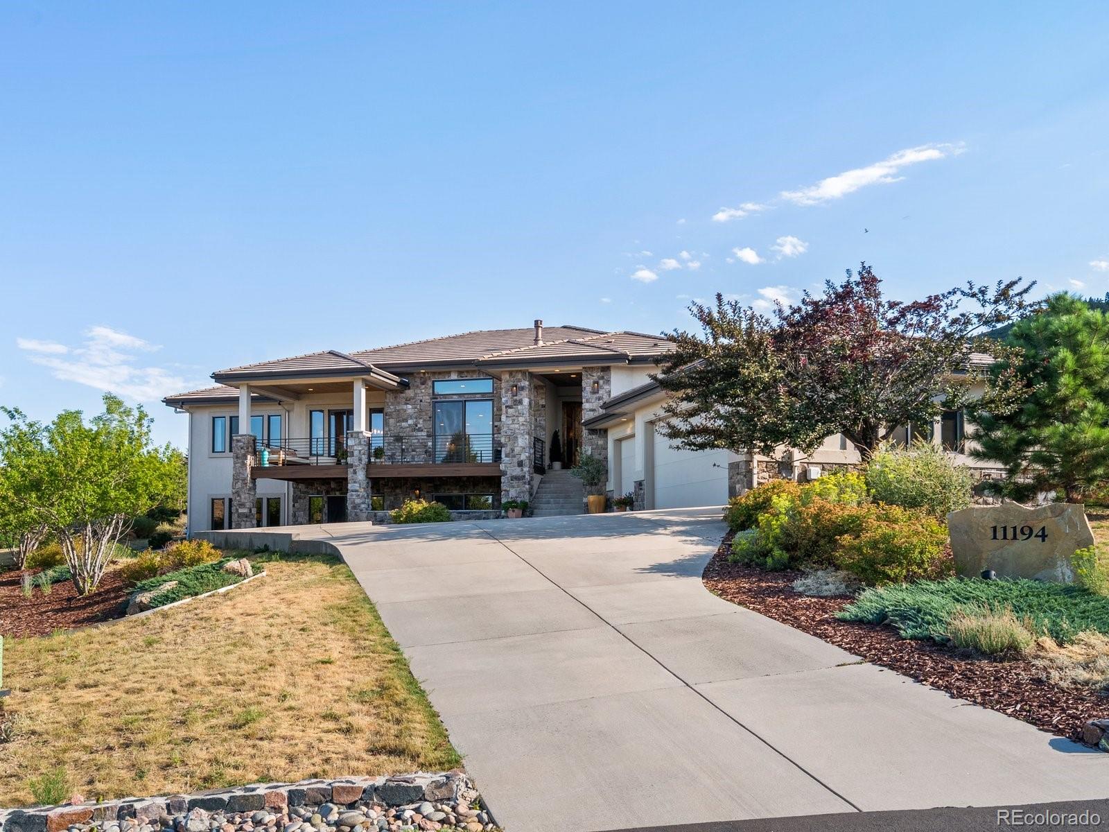 11194 W Yucca
