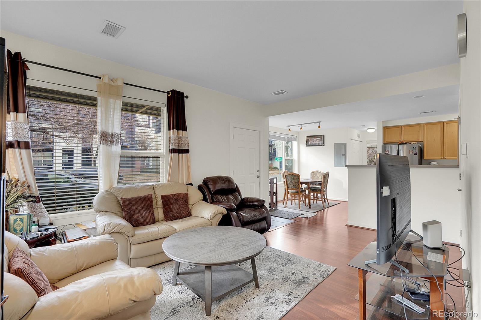 2848 Syracuse Street 128