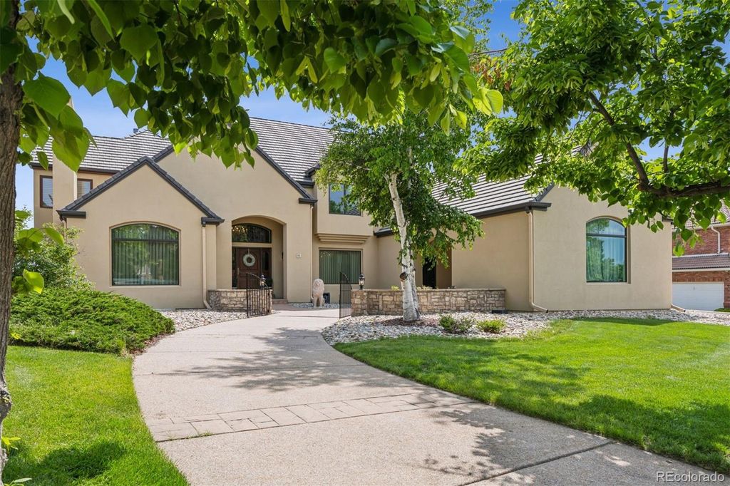 Photo of 81 Falcon Hills Drive, Highlands Ranch, CO 80126 (MLS # 7374001)