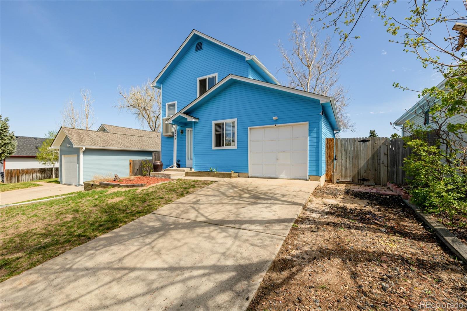 4922 S Rifle Court