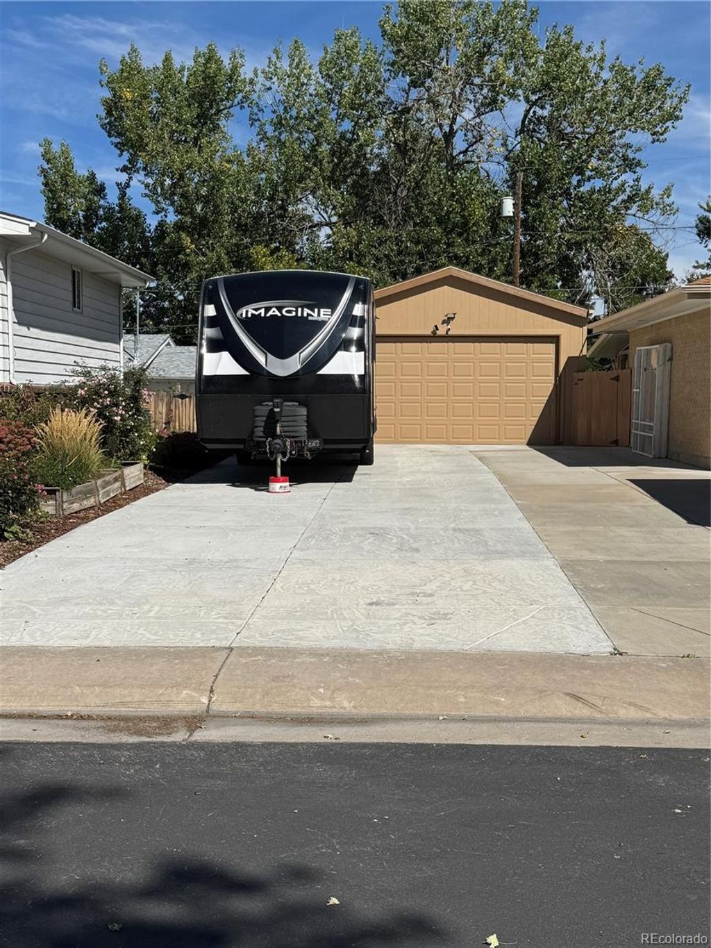 Photo of 398 S Queen Circle, Lakewood, CO 80226 (MLS # 2114987)