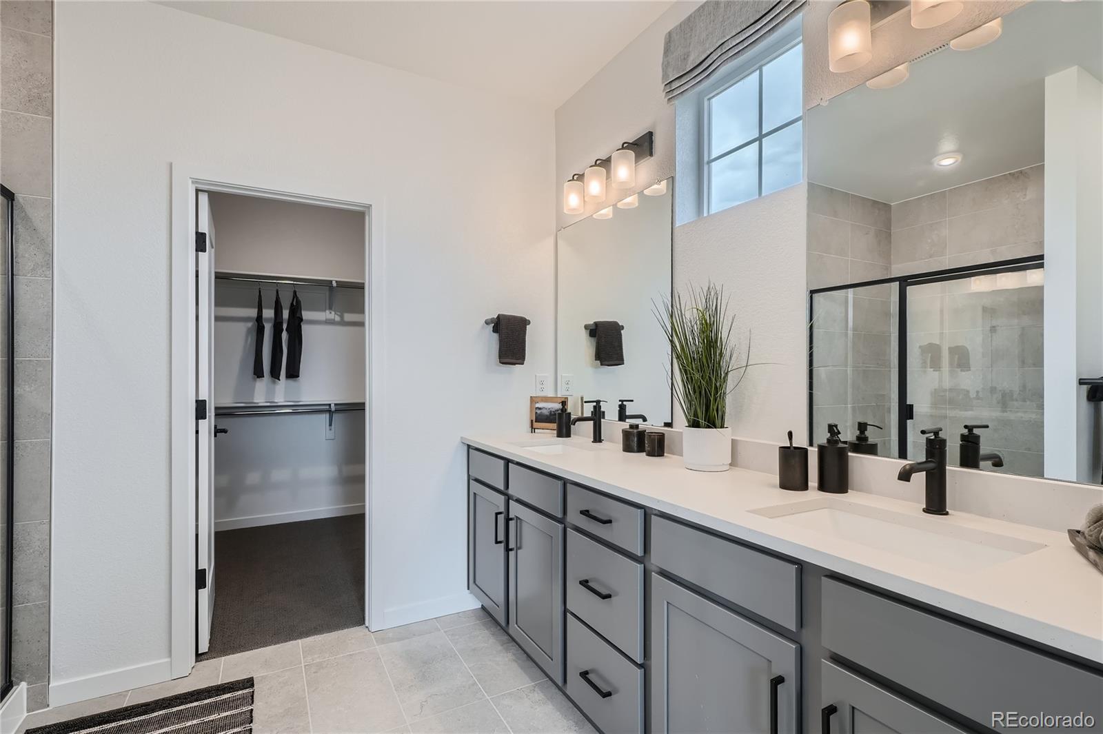Photo 10 of 14 of 10218 Milwaukee Circle townhome