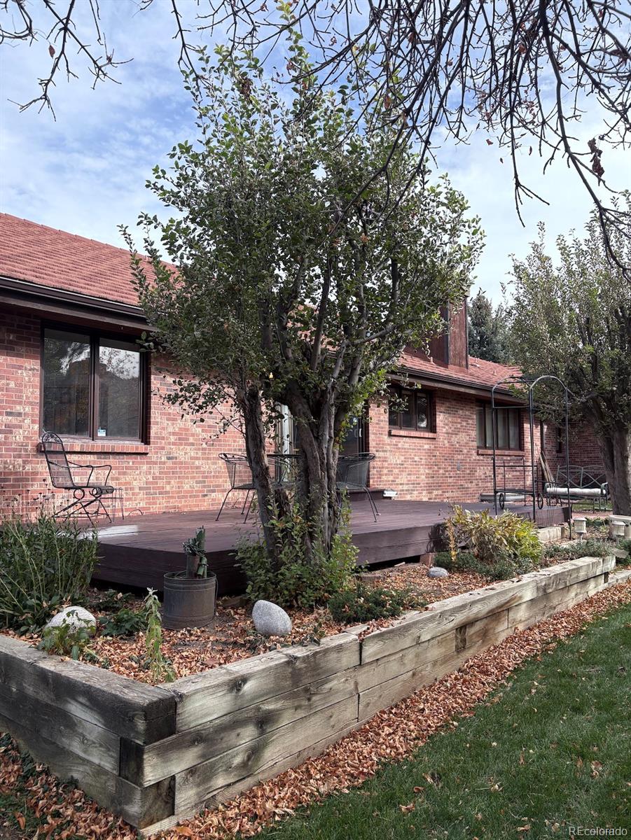 11689 Country Club Lane