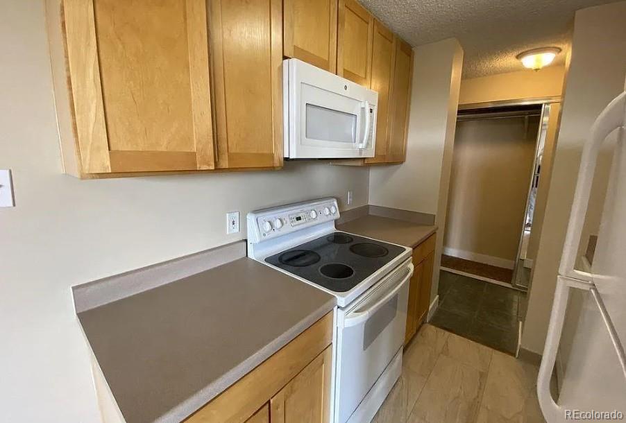 2225 Buchtel Boulevard 506