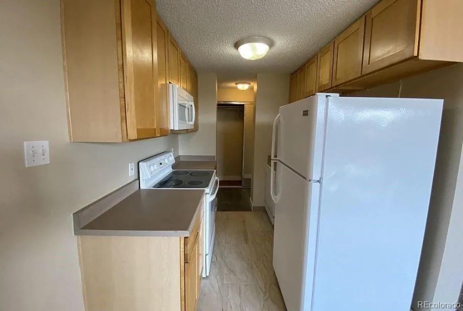 2225 Buchtel Boulevard 506