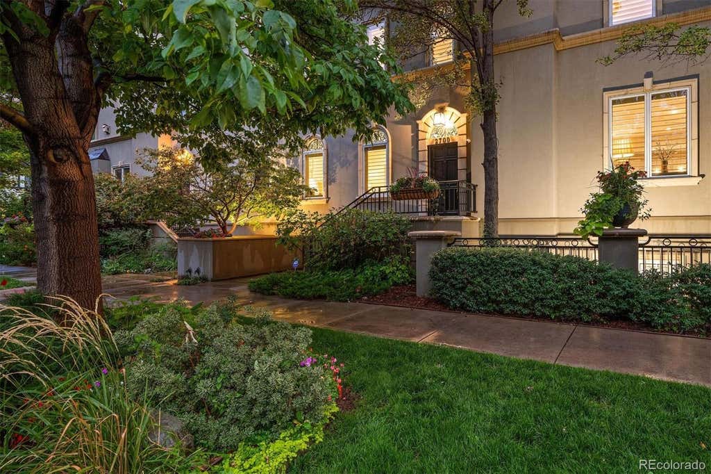 Photo of 2700 E 4th Avenue, Denver, CO 80206 (MLS # 3065495)