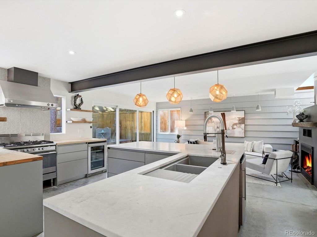 Photo of 390 Ash Street, Denver, CO 80220 (MLS # 3344913)