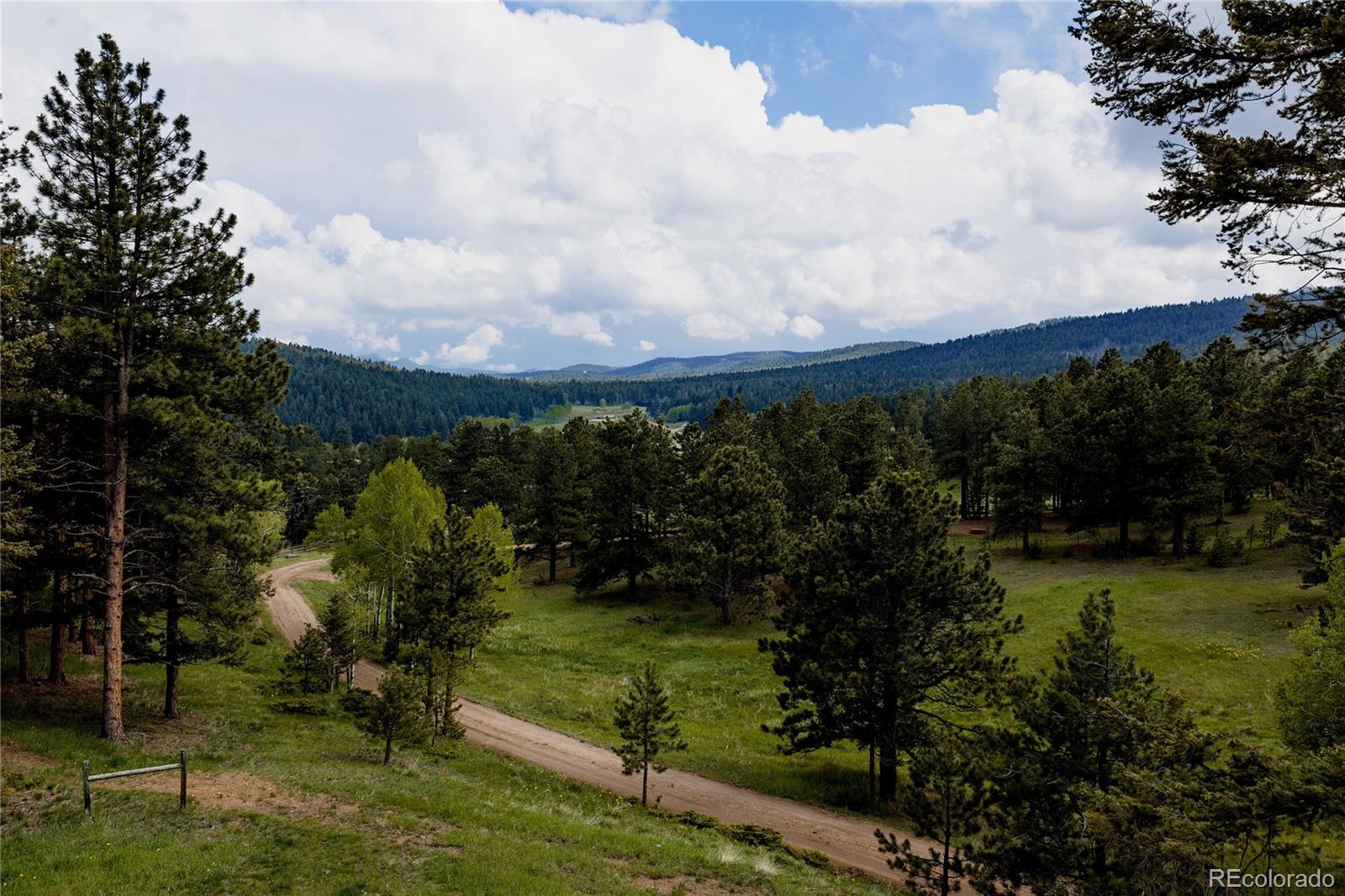 8626 Junco Trail