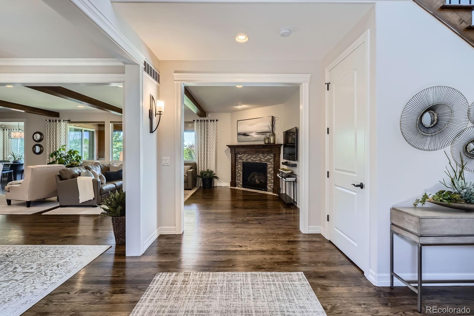9453 Vista Hill Lane