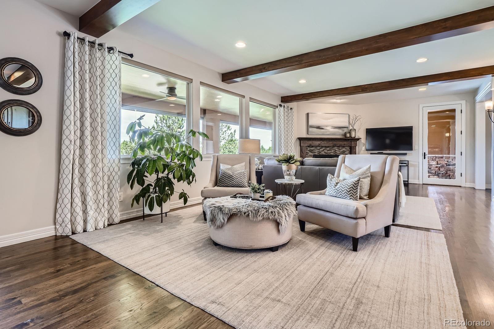 9453 Vista Hill Lane