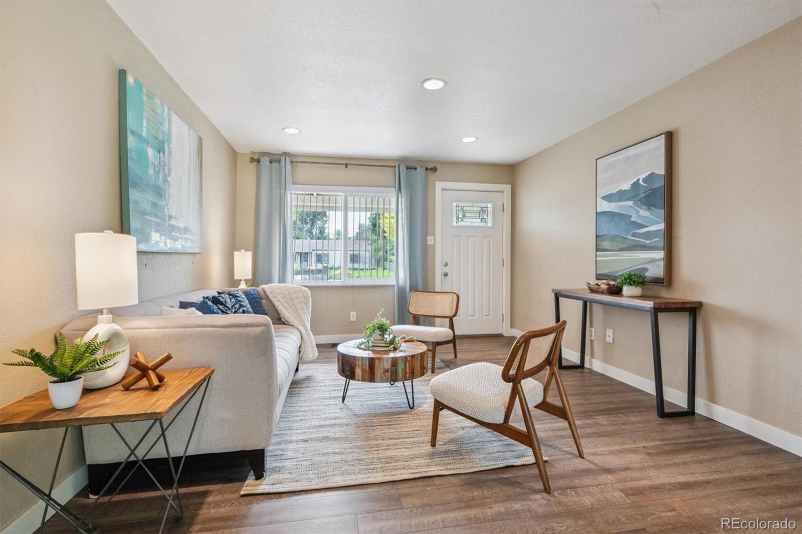 5251 E Dartmouth Avenue