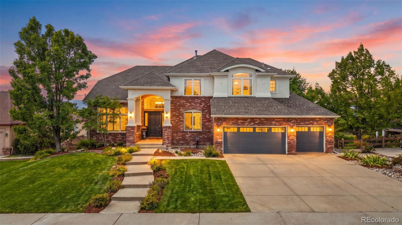 10399 Brookhollow Circle