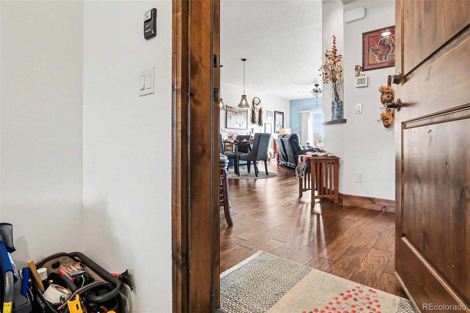 1906 Sunshine Peak Drive 18