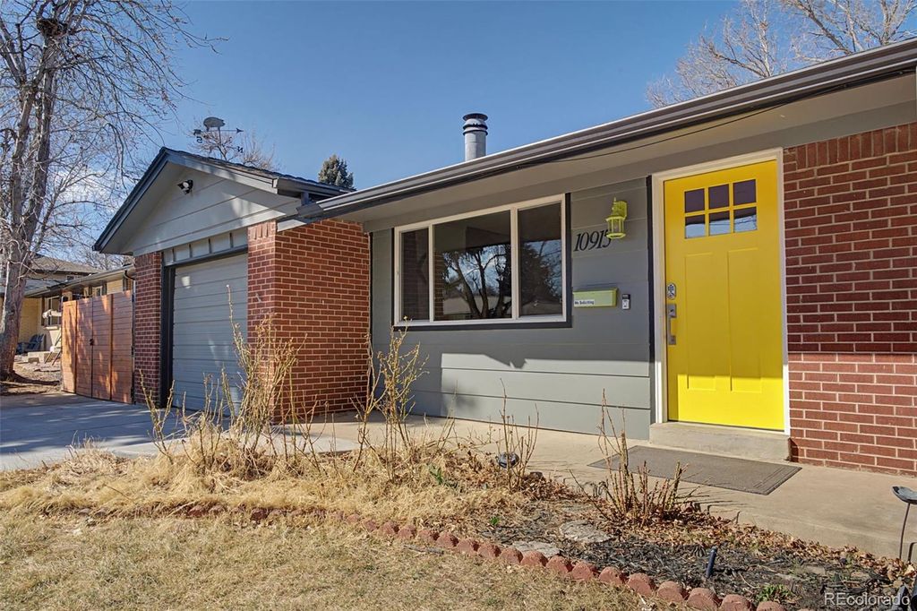 Photo of 10915 W 68th Avenue, Arvada, CO 80004 (MLS # 5020157)