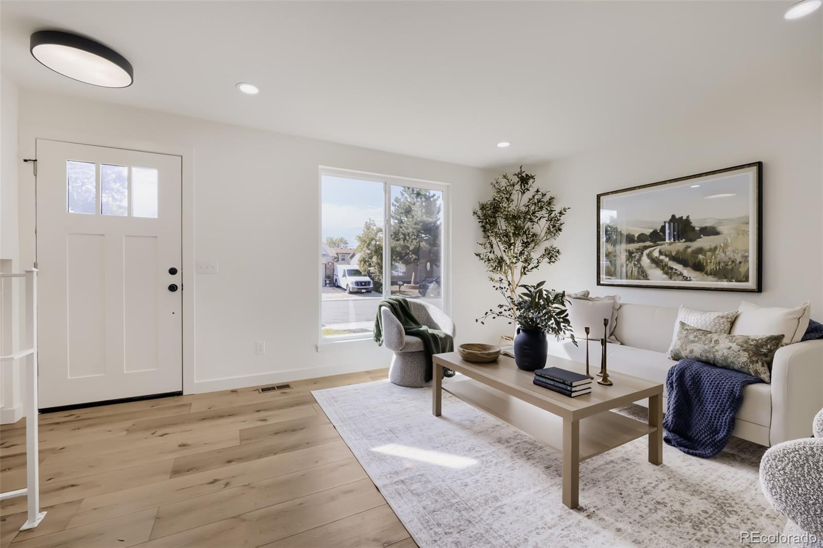 4618 Fontana Way
